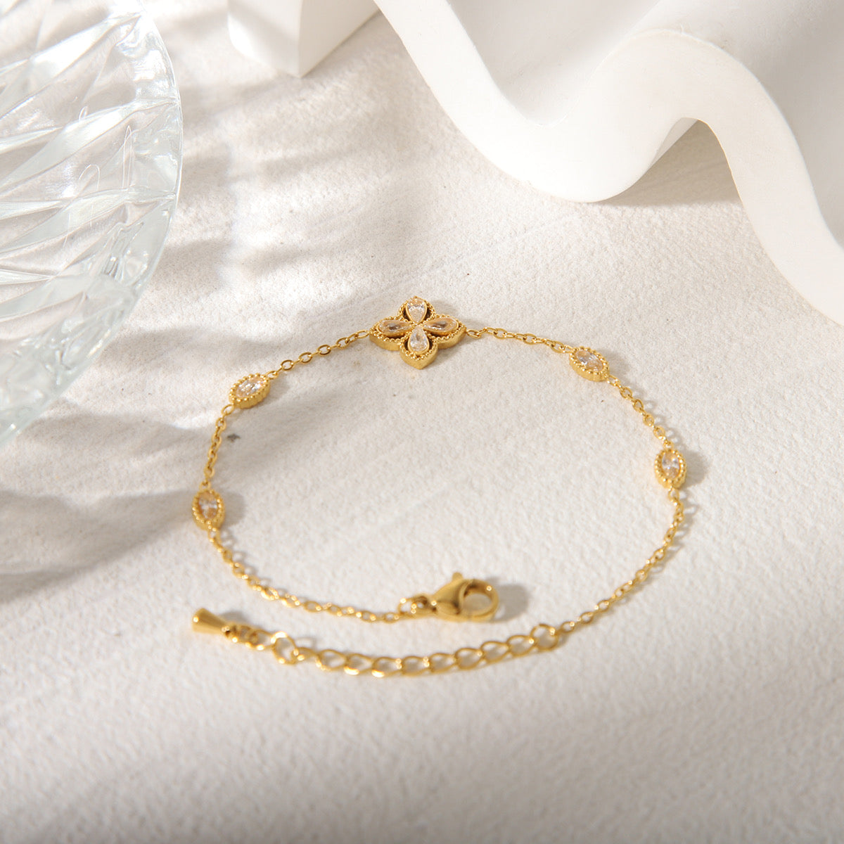 Riri Clove Stainless Steel Bracelet