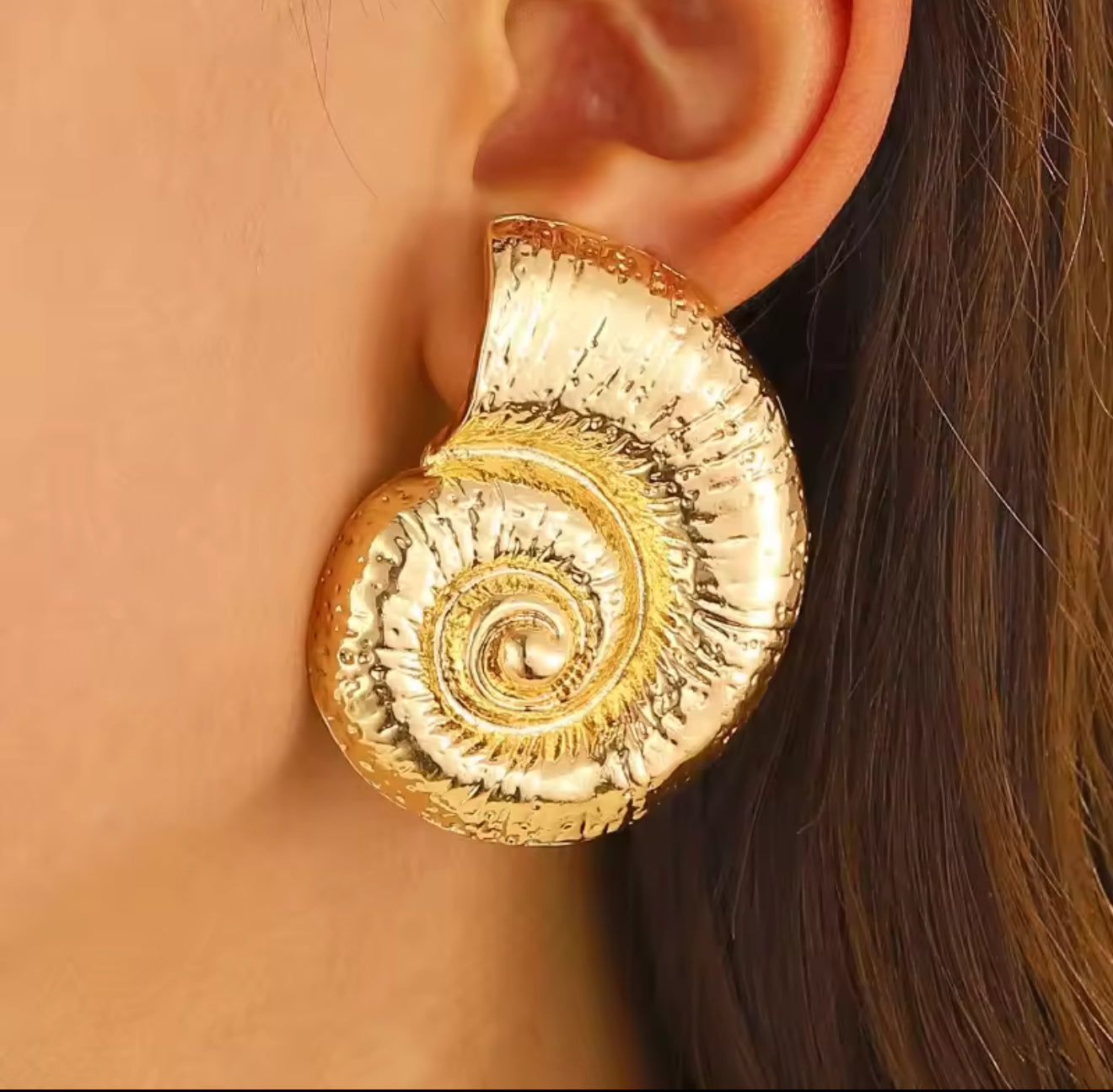 Shelly Stud Stainless-Steel Earrings