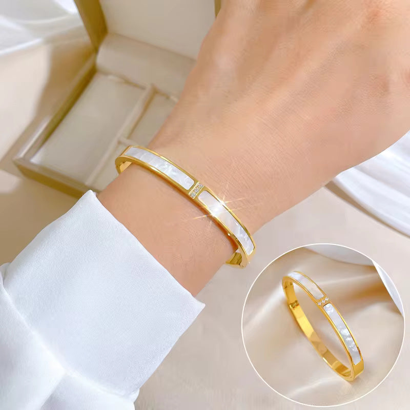 Longan Stainless Steel Bangle
