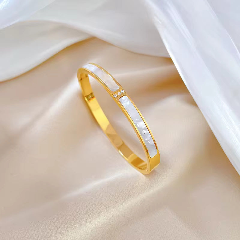 Longan Stainless Steel Bangle